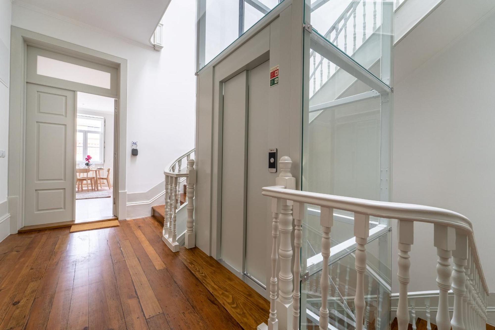 בראגה Escadaria 21 Apartment By House And People מראה חיצוני תמונה
